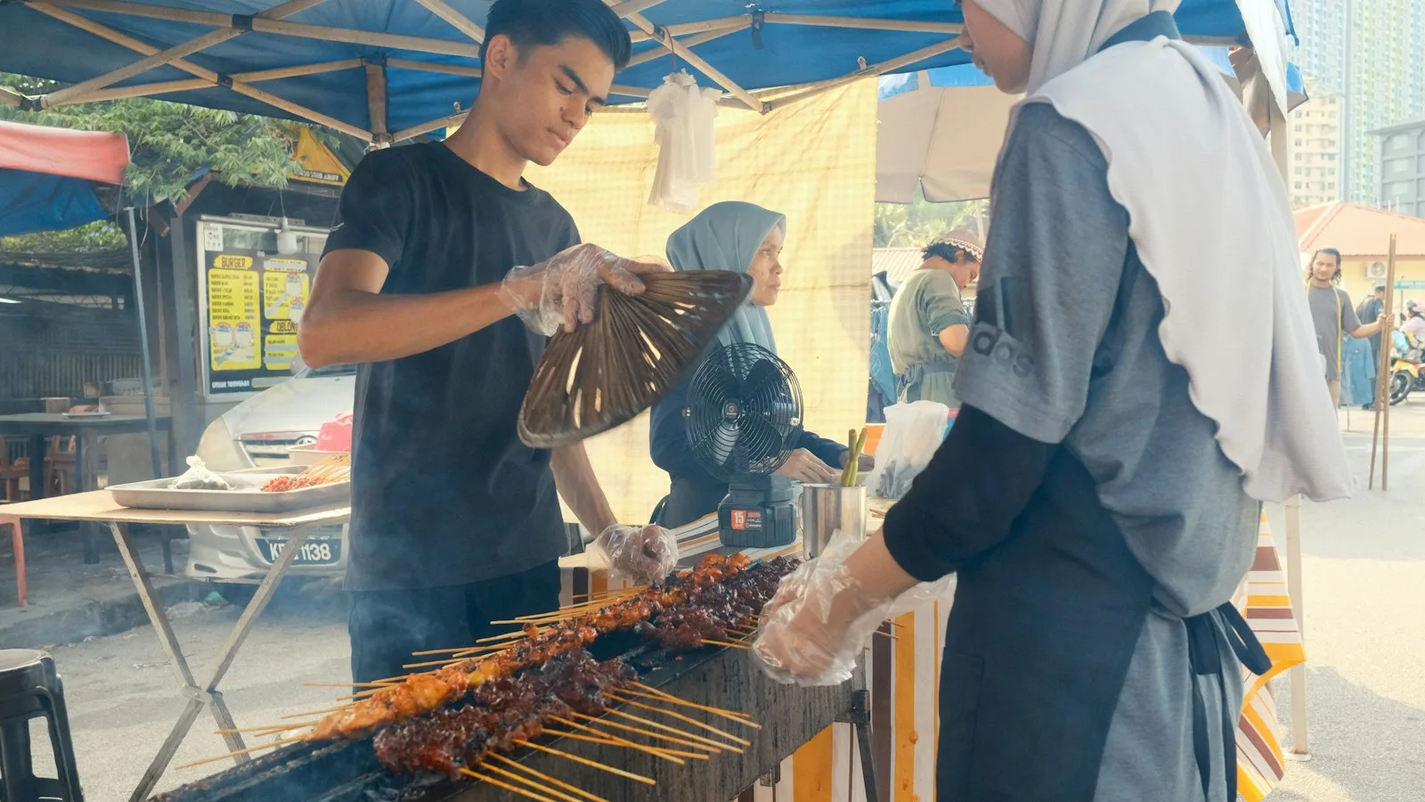 Marchés, négociation et interactions au quotidien